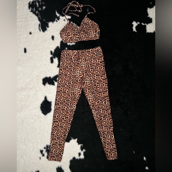 Lici Fit Cheetah LEGGINGS ONLY  (Regular Leggings) - Picture 3 of 6